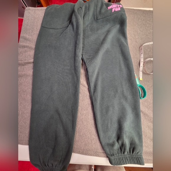 White Fox Offstage Volume 3 Sweatpants, size Large - Picture 5 of 8